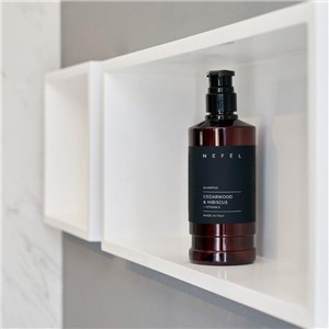 NEFÉL SHAMPOO CEDARWOOD & HIBISCUS 480 ml - Szampon rewitalizujący Drzewo cedrowe i hibiskus - zdjęcie 3